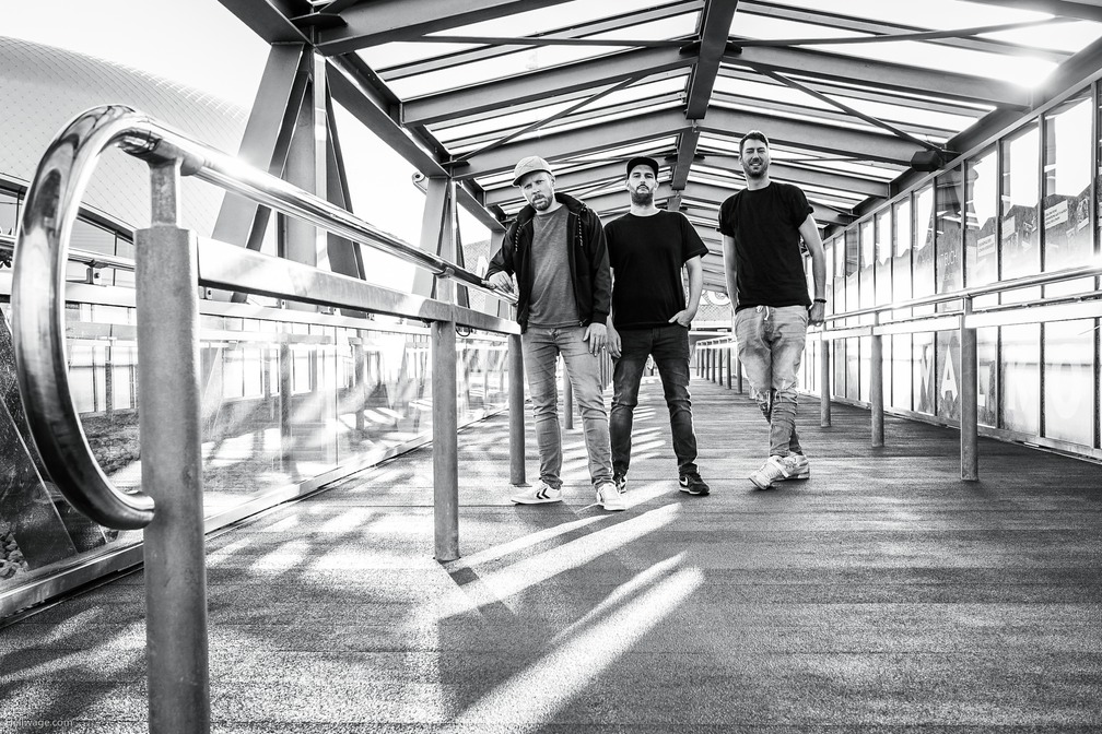 12100039©HELLWAGE-2018