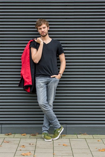 21100077©HELLWAGE-2017