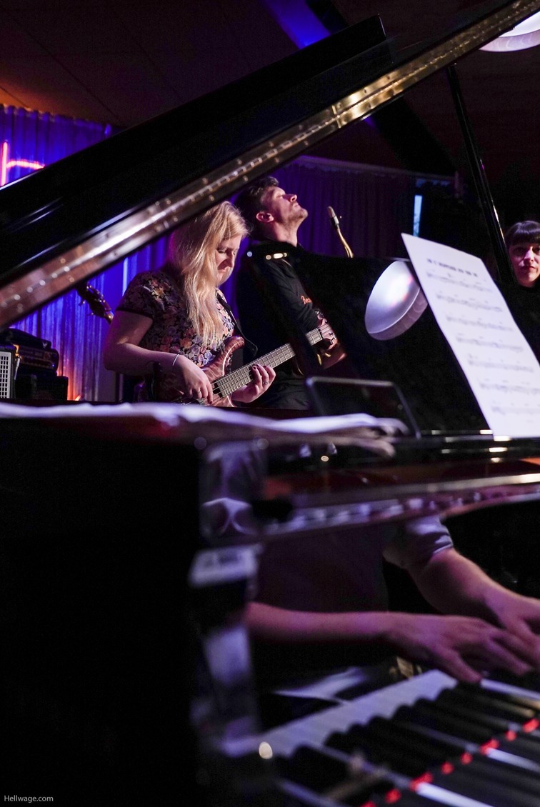 24040039©HELLWAGE-2018