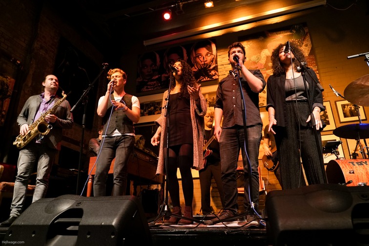 27090037©HELLWAGE-2018