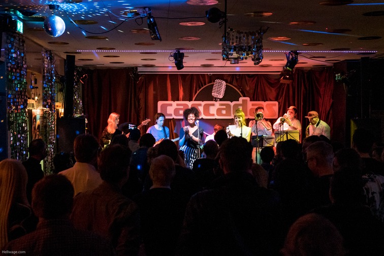 6040001©HELLWAGE-2018