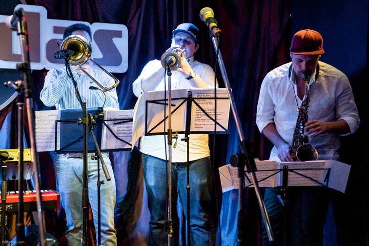 6040051©HELLWAGE-2018